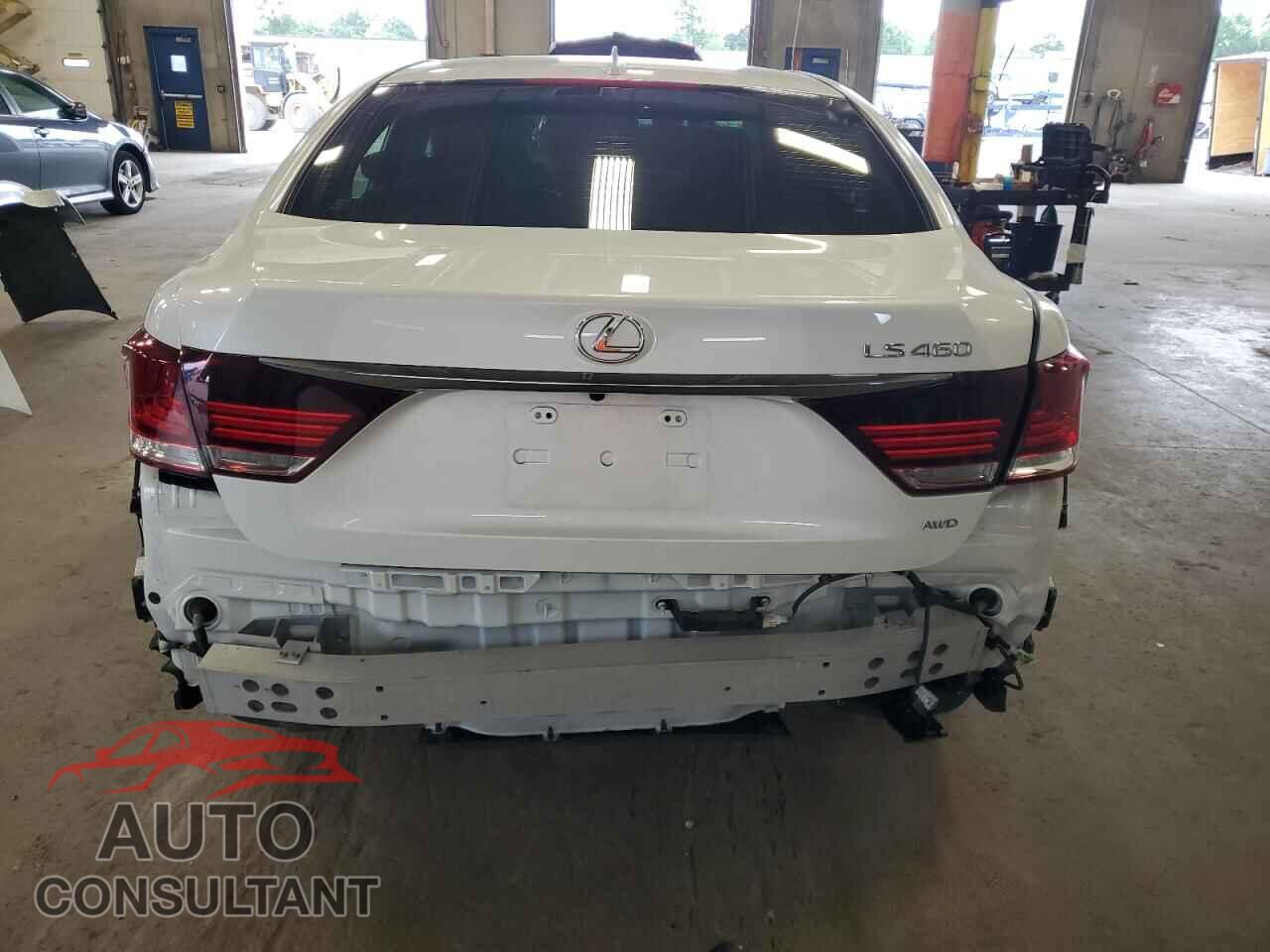 LEXUS LS460 2015 - JTHCL5EF4F5024617