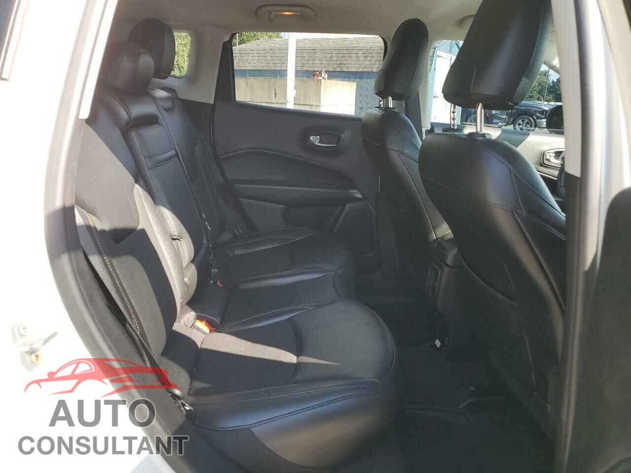 JEEP COMPASS 2019 - 3C4NJDBB8KT728812