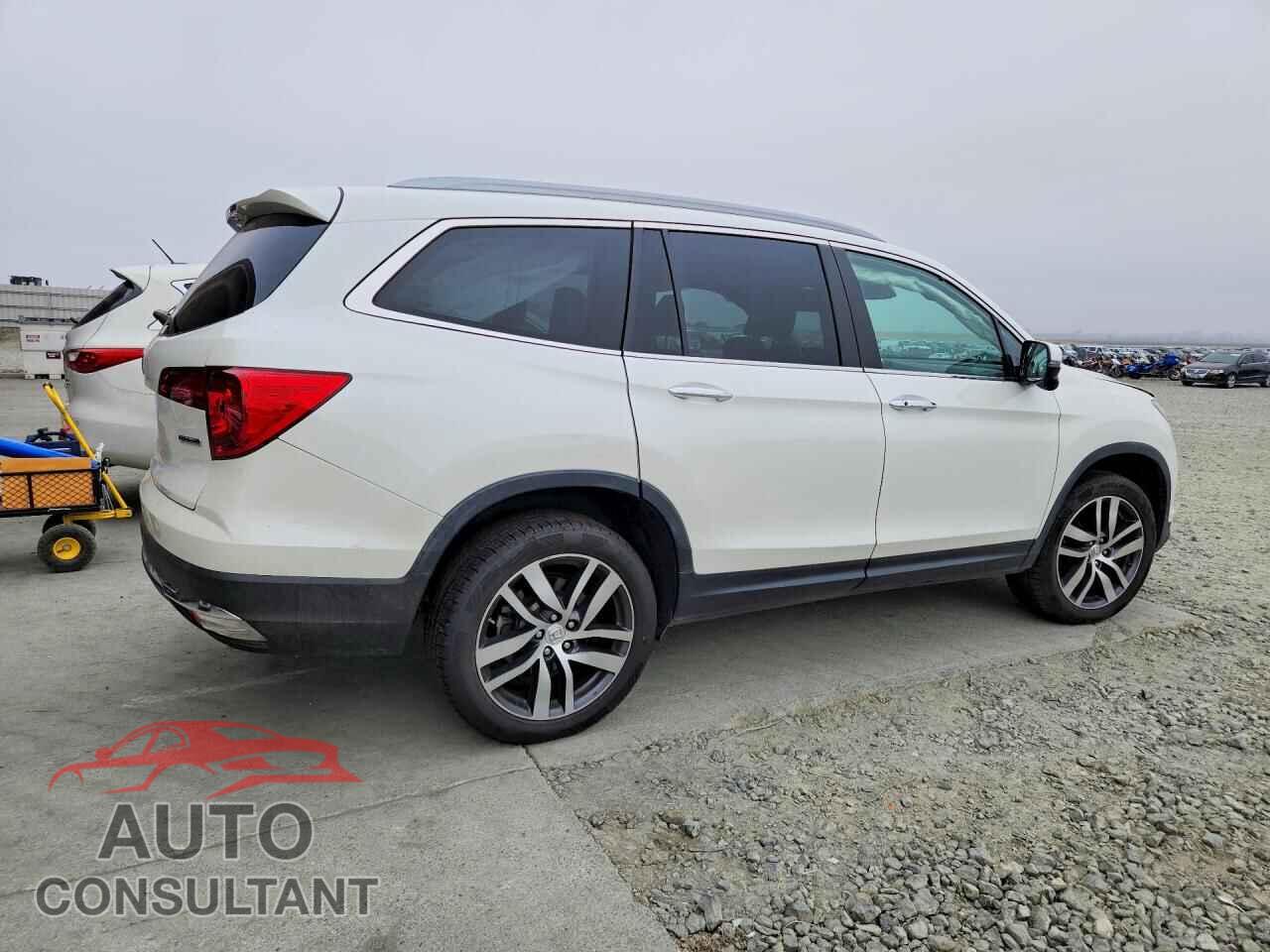 HONDA PILOT 2017 - 5FNYF5H96HB026567