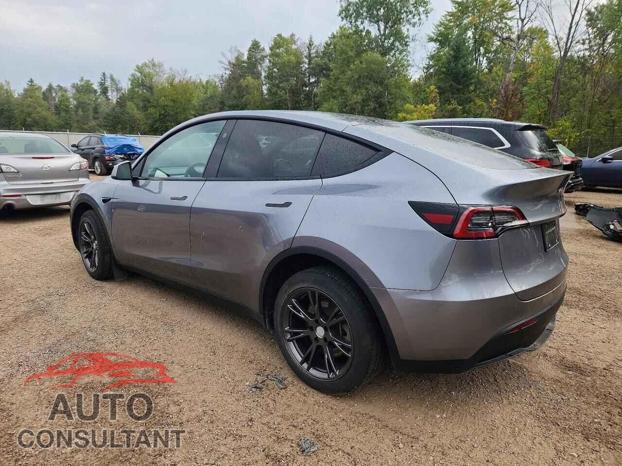 TESLA MODEL Y 2024 - LRWYGDEEXRC670920