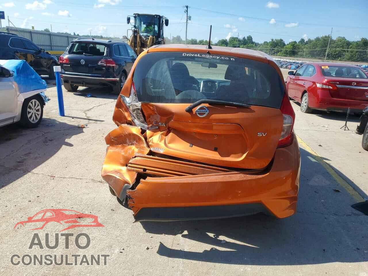 NISSAN VERSA 2017 - 3N1CE2CP2HL358043