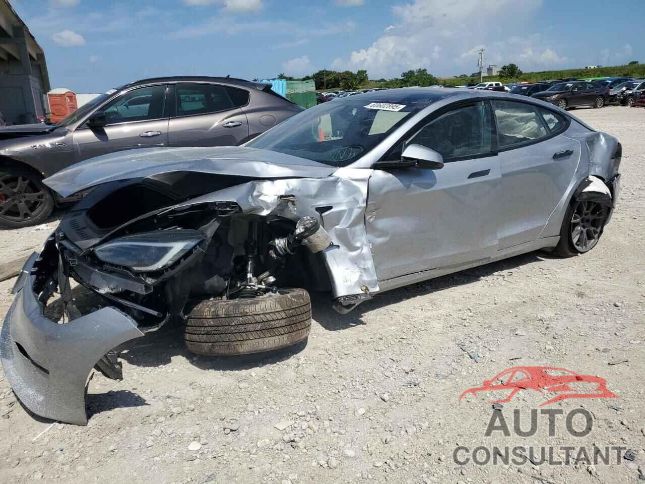 TESLA MODEL S 2025 - 5YJSA1E59SF550995