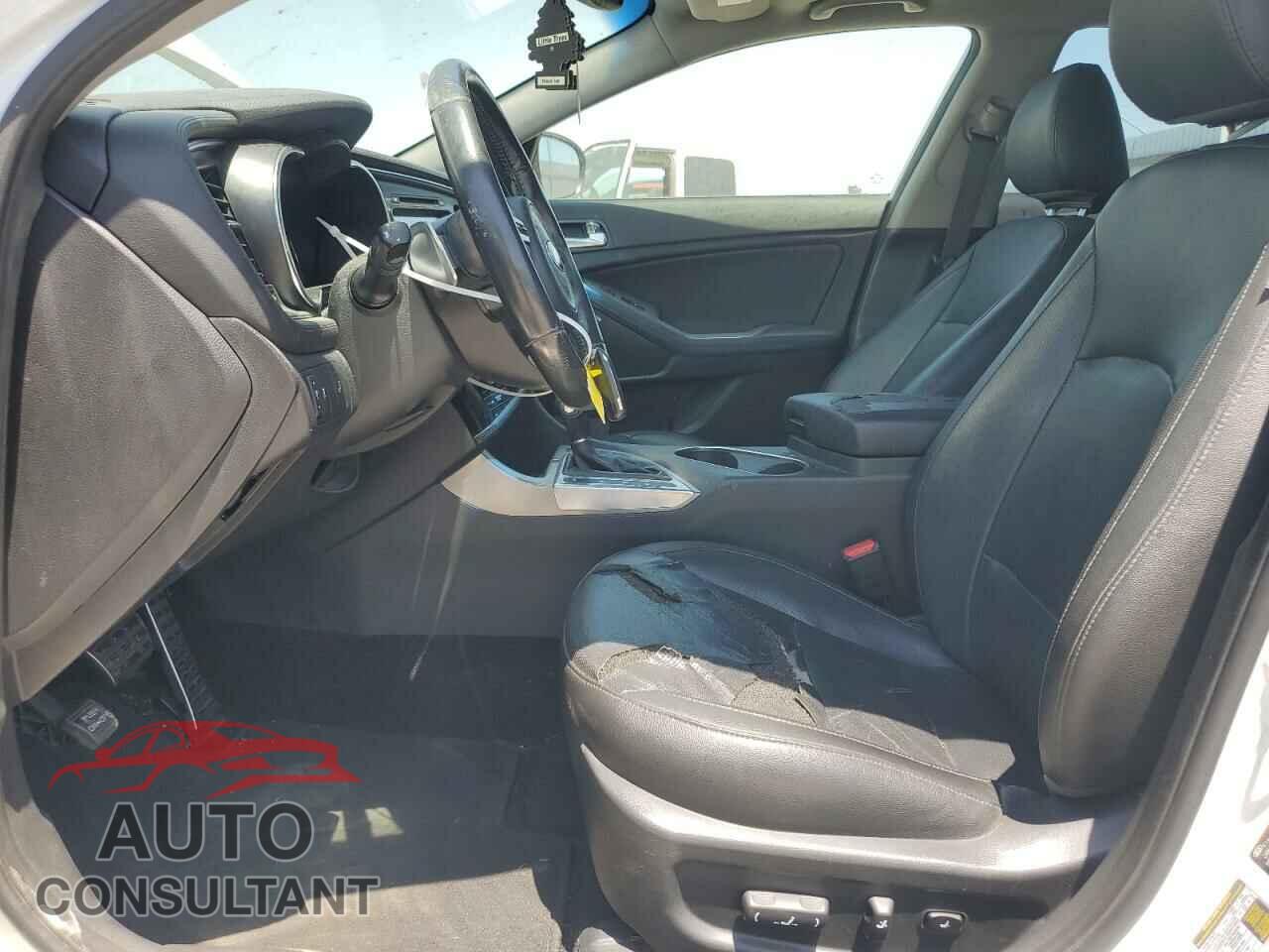 KIA OPTIMA 2014 - 5XXGR4A67EG300610