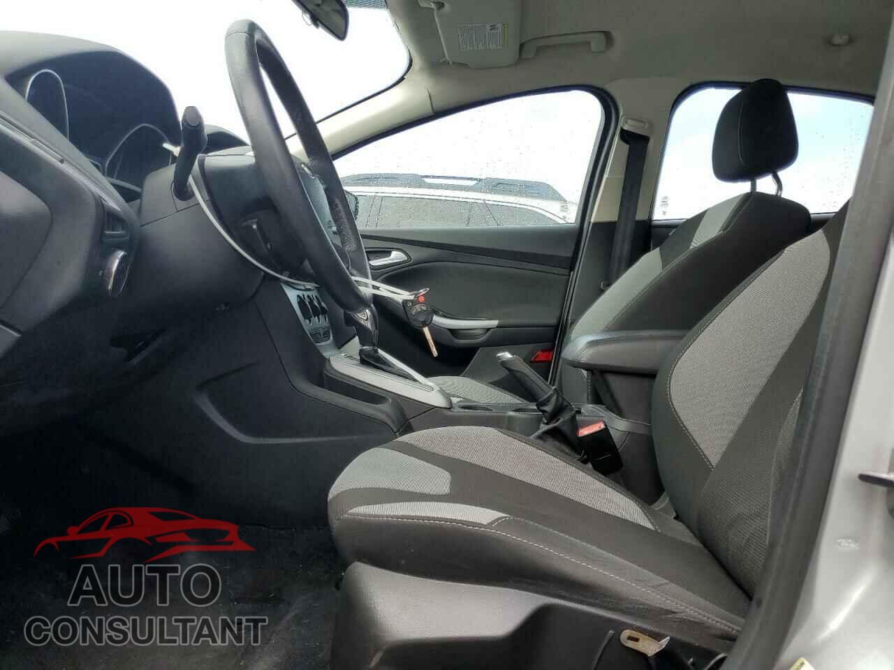 FORD FOCUS 2012 - 1FAHP3K24CL225111