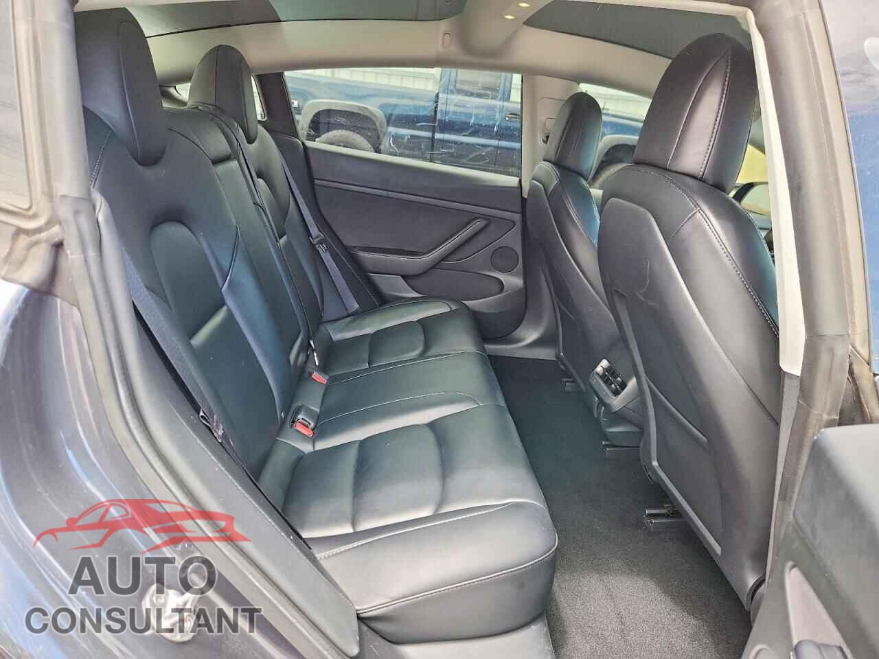 TESLA MODEL 3 2022 - 5YJ3E1EB8NF192386