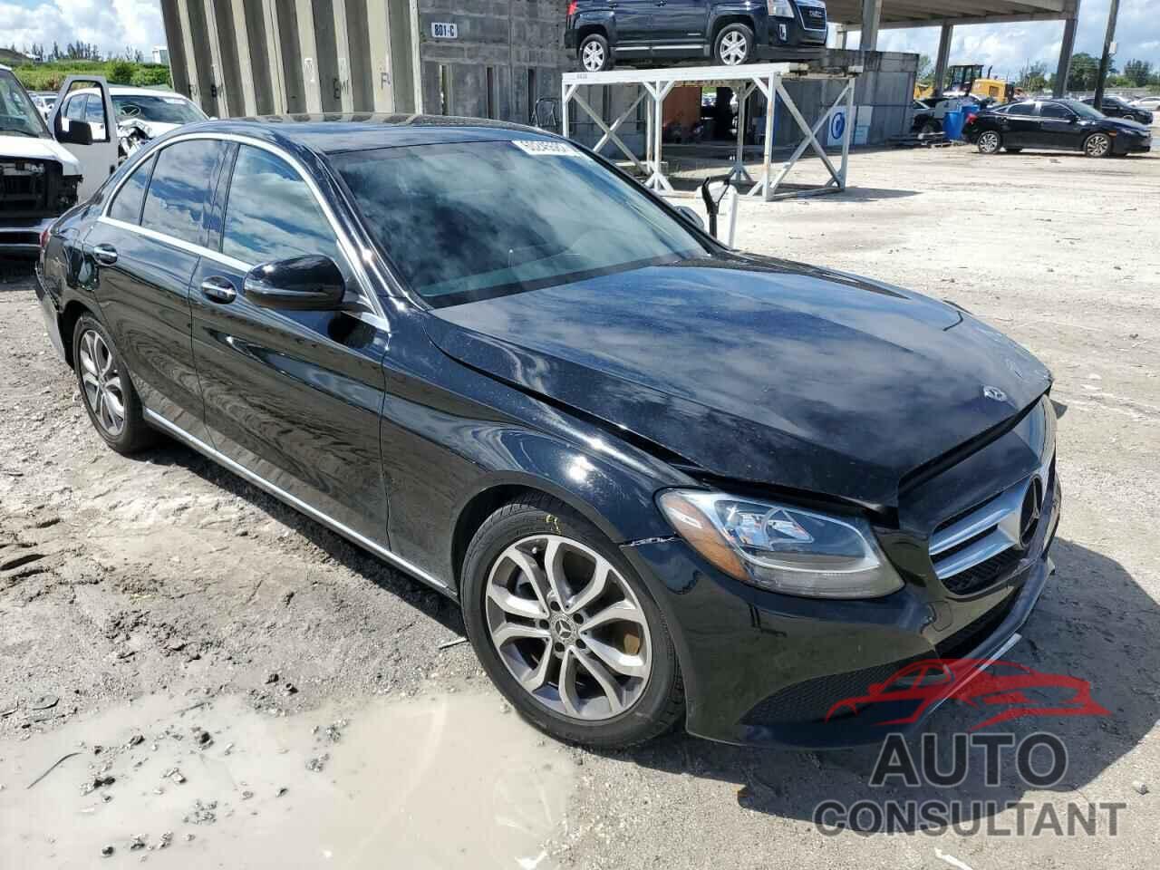 MERCEDES-BENZ C-CLASS 2018 - 55SWF4JB7JU270697