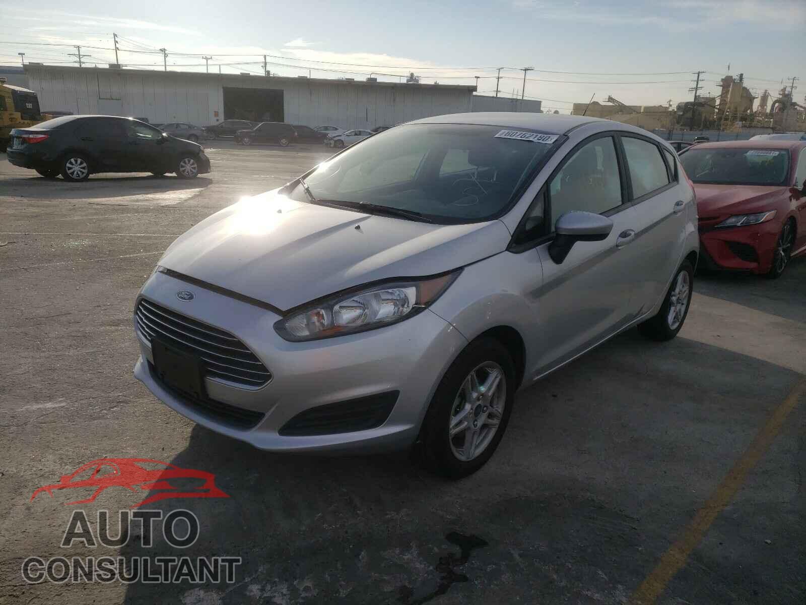 FORD FIESTA 2018 - 3FADP4EJ1JM112882