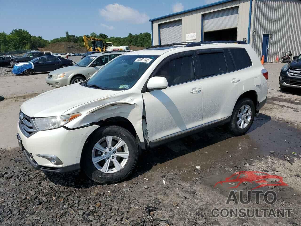 TOYOTA HIGHLANDER 2012 - 5TDBK3EH1CS130471