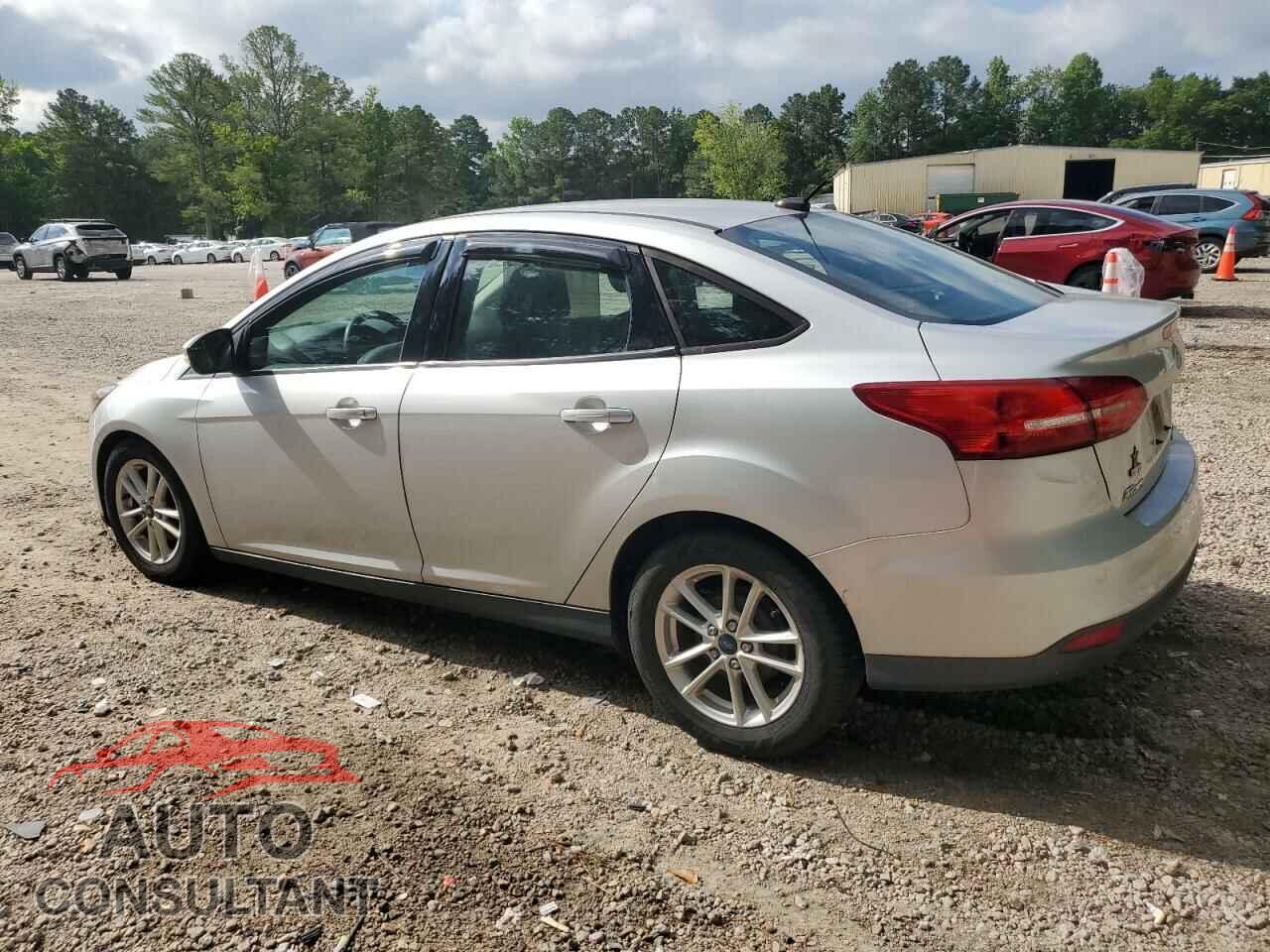 FORD FOCUS 2015 - 1FADP3F20FL280426