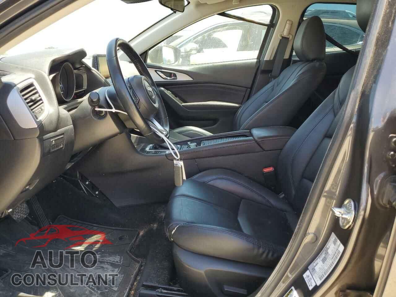 MAZDA 3 2017 - 3MZBN1V70HM124507