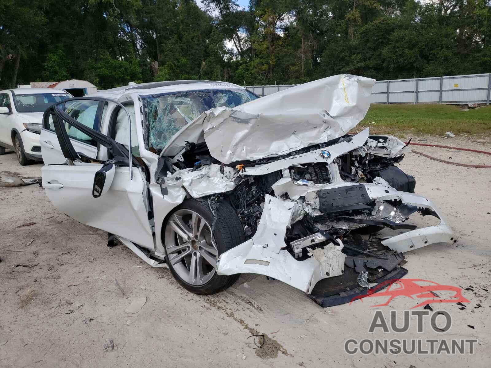 BMW 3 SERIES 2018 - WBA8D9C50JEM34083