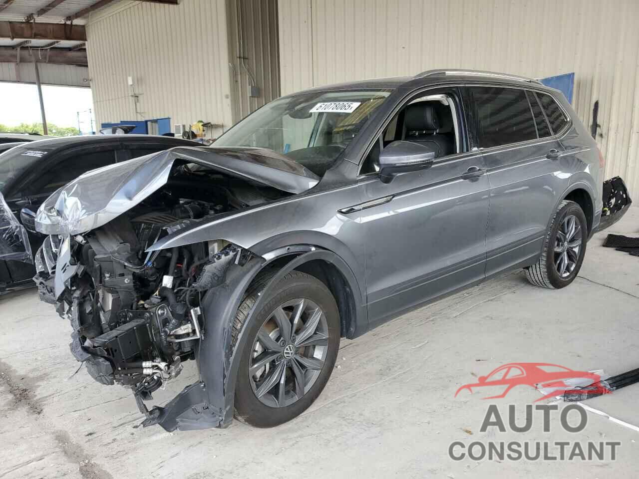VOLKSWAGEN TIGUAN 2022 - 3VV2B7AX4NM056763