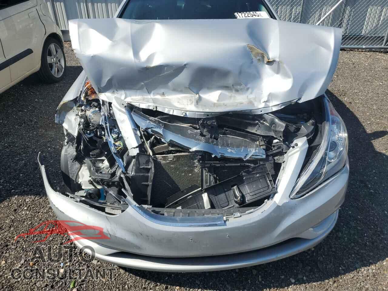 HYUNDAI SONATA 2011 - 5NPEC4AC2BH256448