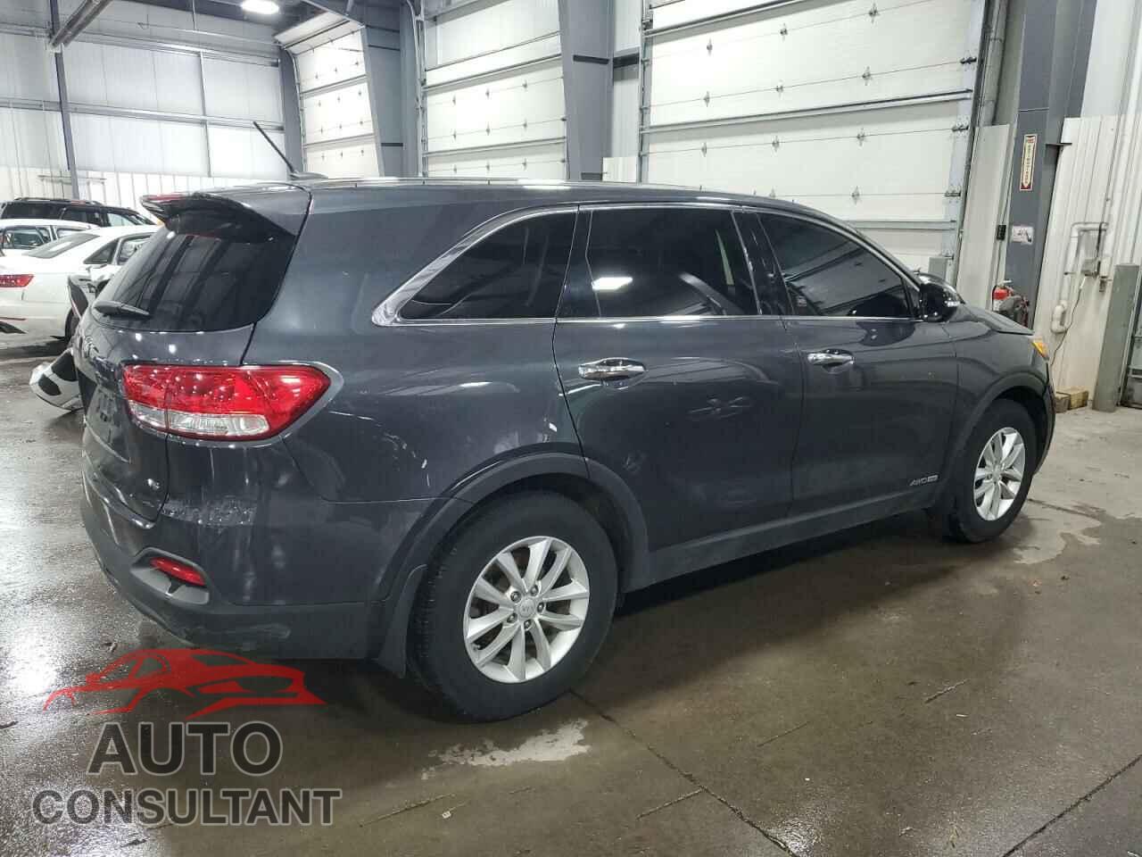 KIA SORENTO 2017 - 5XYPGDA52HG324455