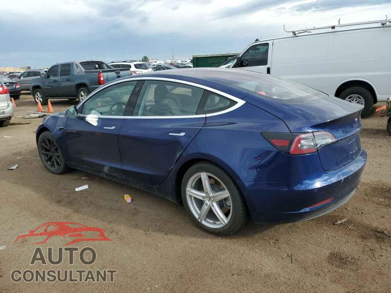 TESLA MODEL 3 2018 - 5YJ3E1EAXJF034147