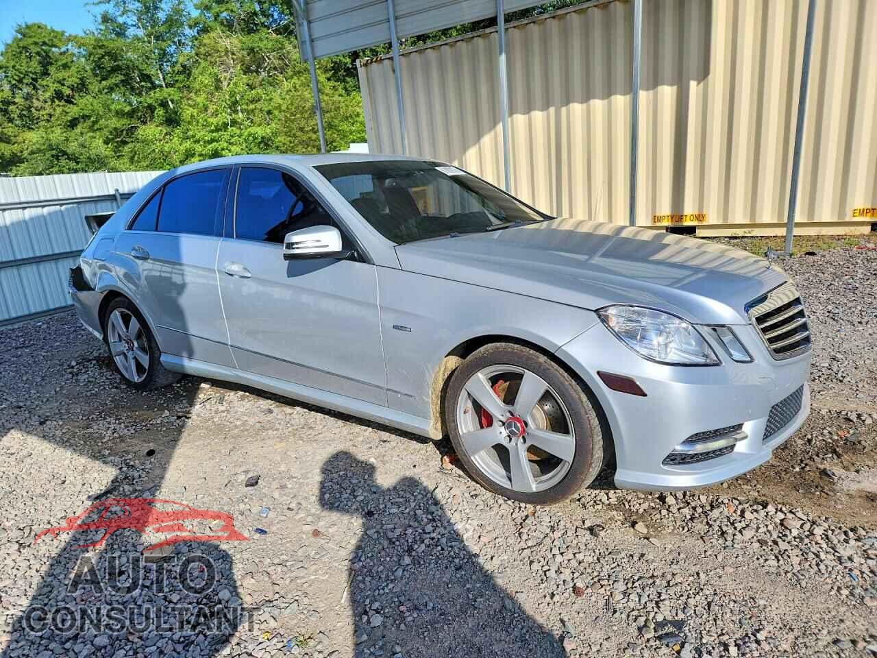 MERCEDES-BENZ E-CLASS 2012 - WDDHF5KB0CA588306