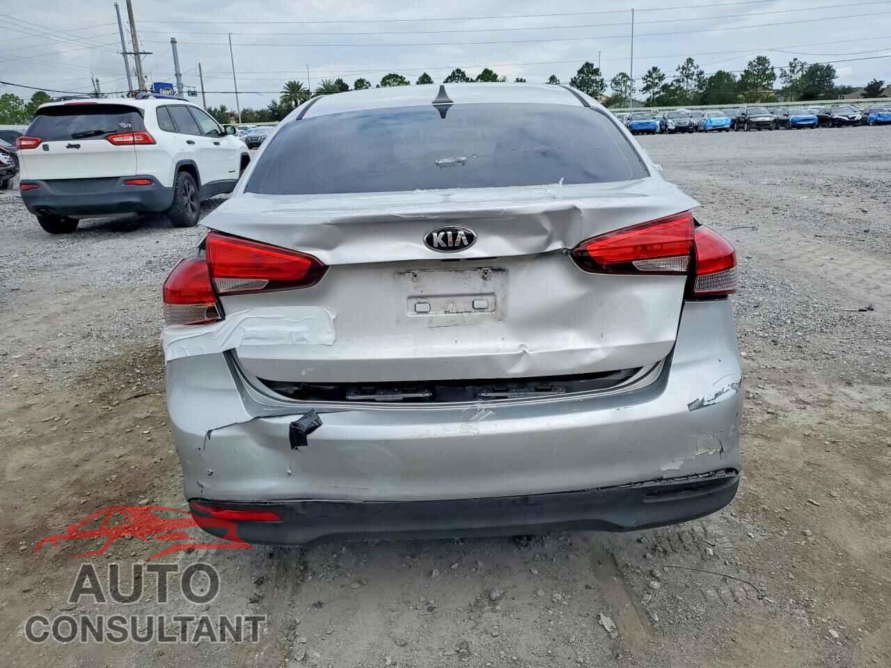 KIA FORTE 2017 - 3KPFK4A75HE058857