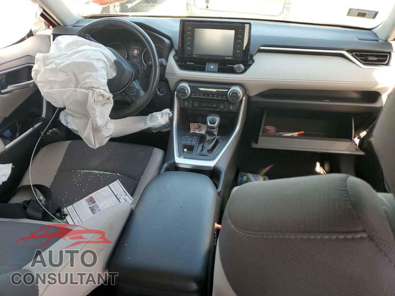 TOYOTA RAV4 2020 - JTMP1RFV0LD048338