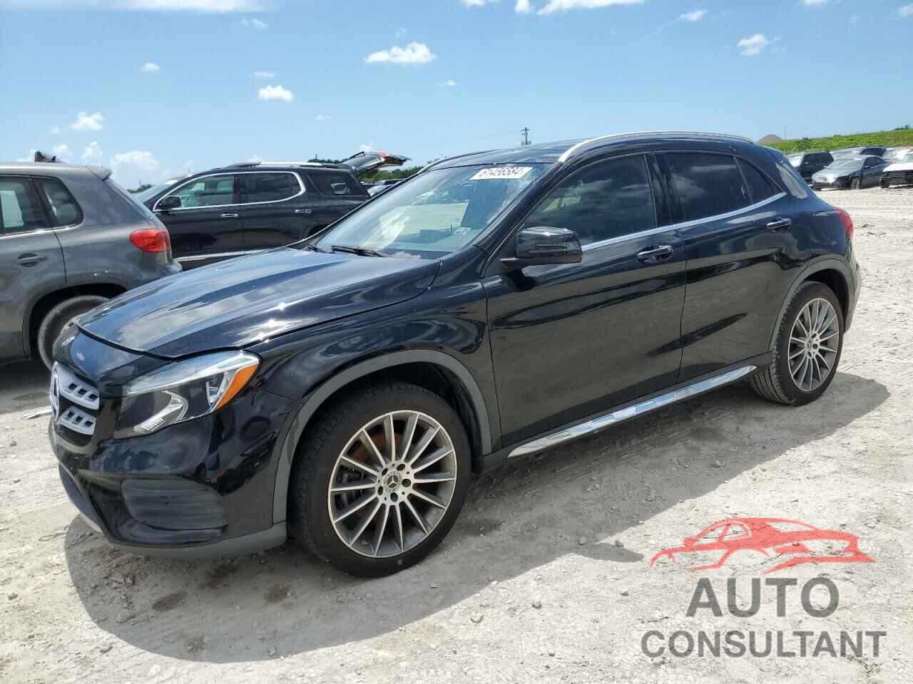 MERCEDES-BENZ GLA-CLASS 2018 - WDCTG4EBXJJ499146