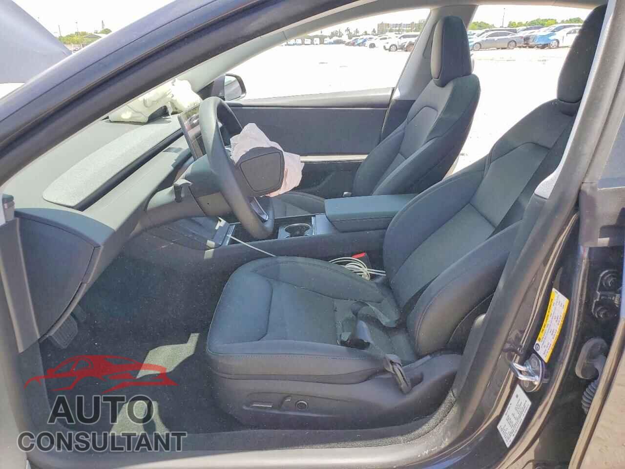 TESLA MODEL 3 2026 - 5YJ3E1EAXTF142318