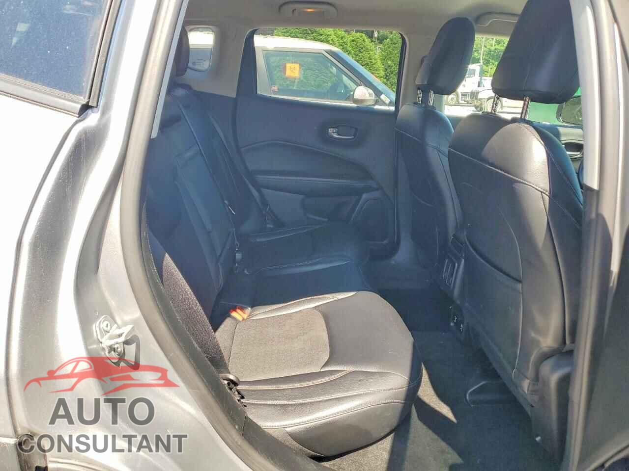 JEEP COMPASS 2017 - 3C4NJDBB7HT639693