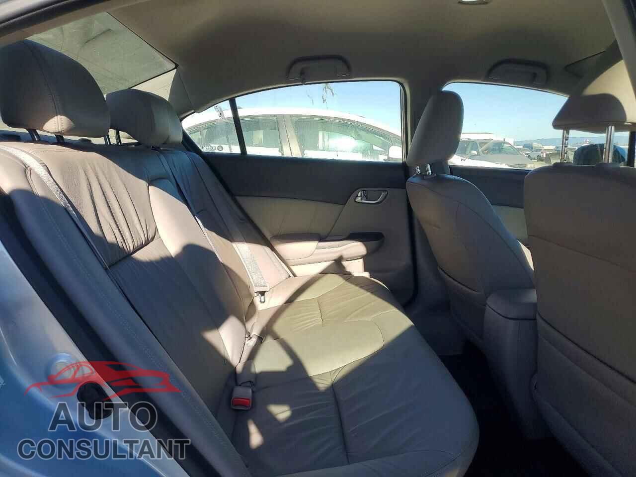 HONDA CIVIC 2012 - JHMFB4F30CS006403