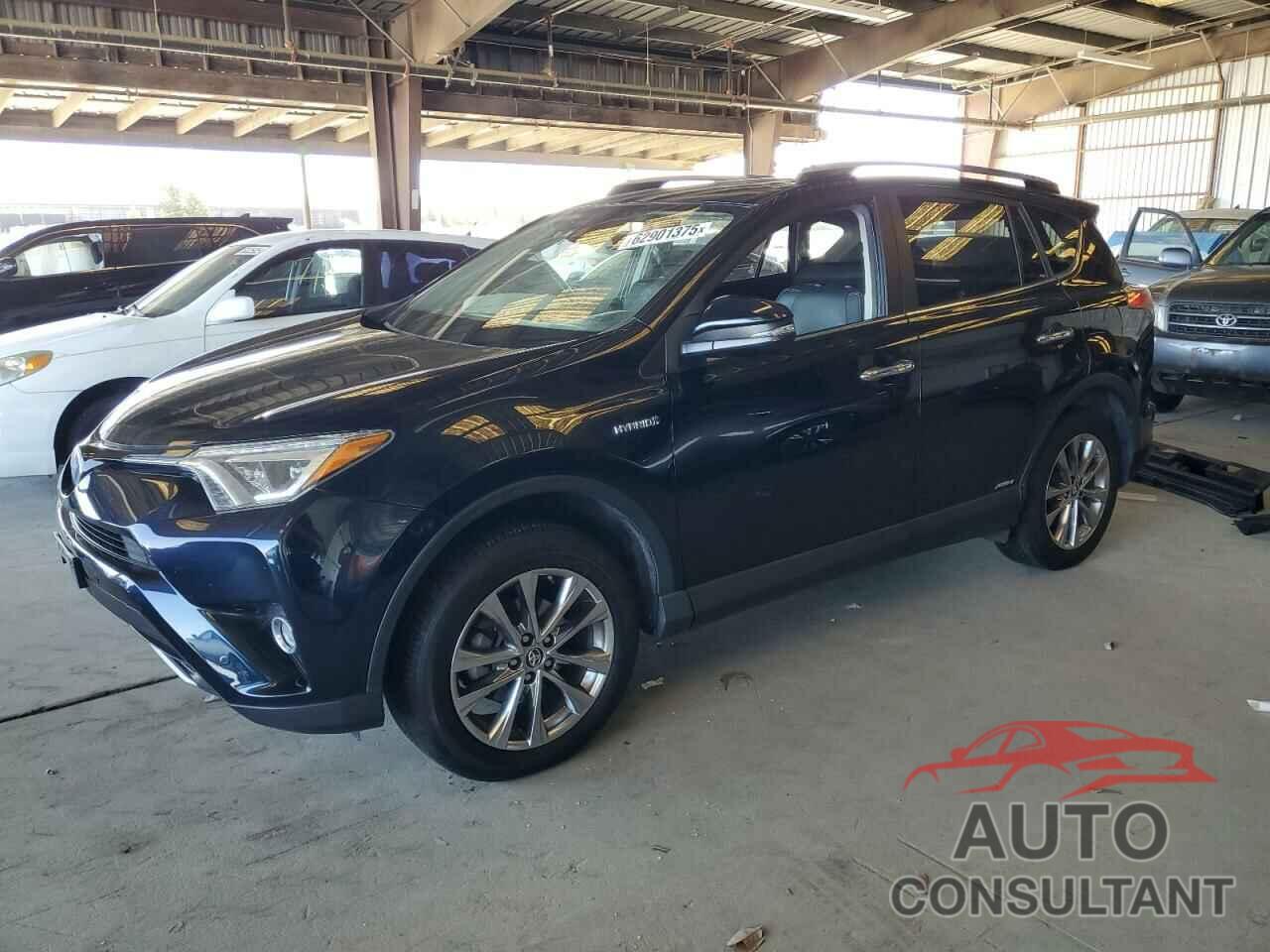 TOYOTA RAV4 2017 - JTMDJREV1HD105304