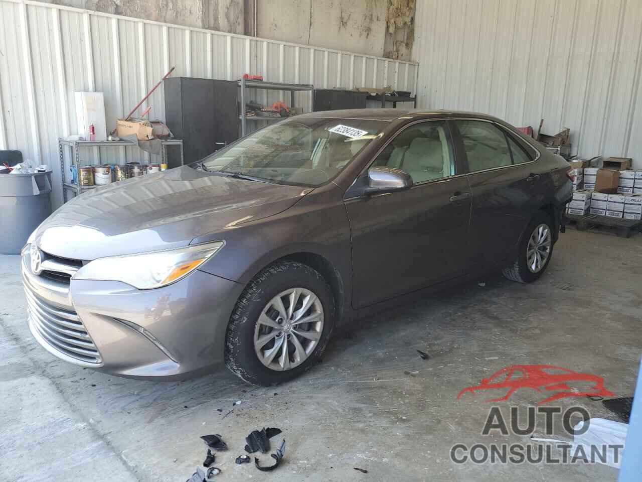TOYOTA CAMRY 2015 - 4T4BF1FK3FR499045