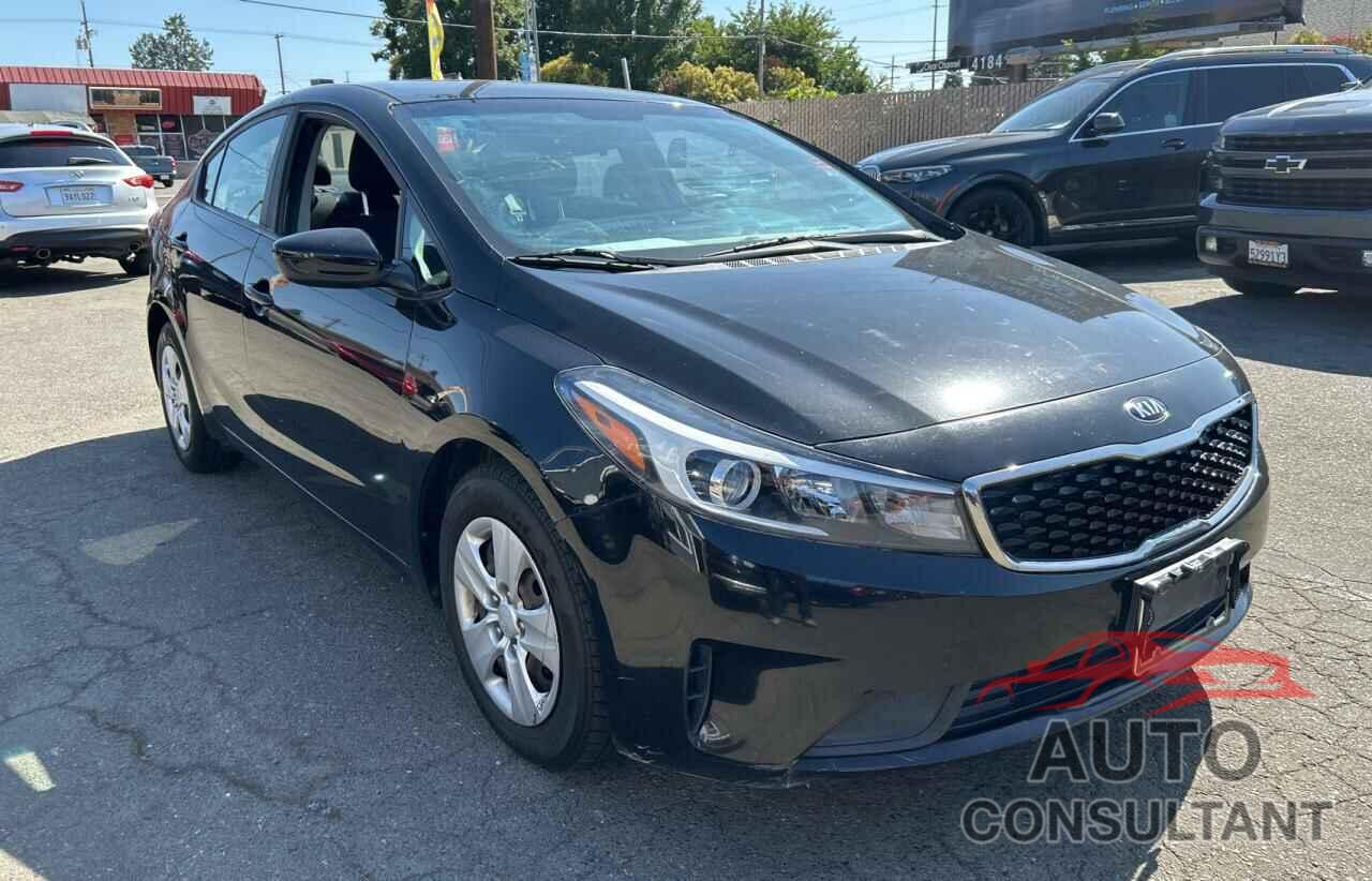 KIA FORTE 2018 - 3KPFK4A73JE240045