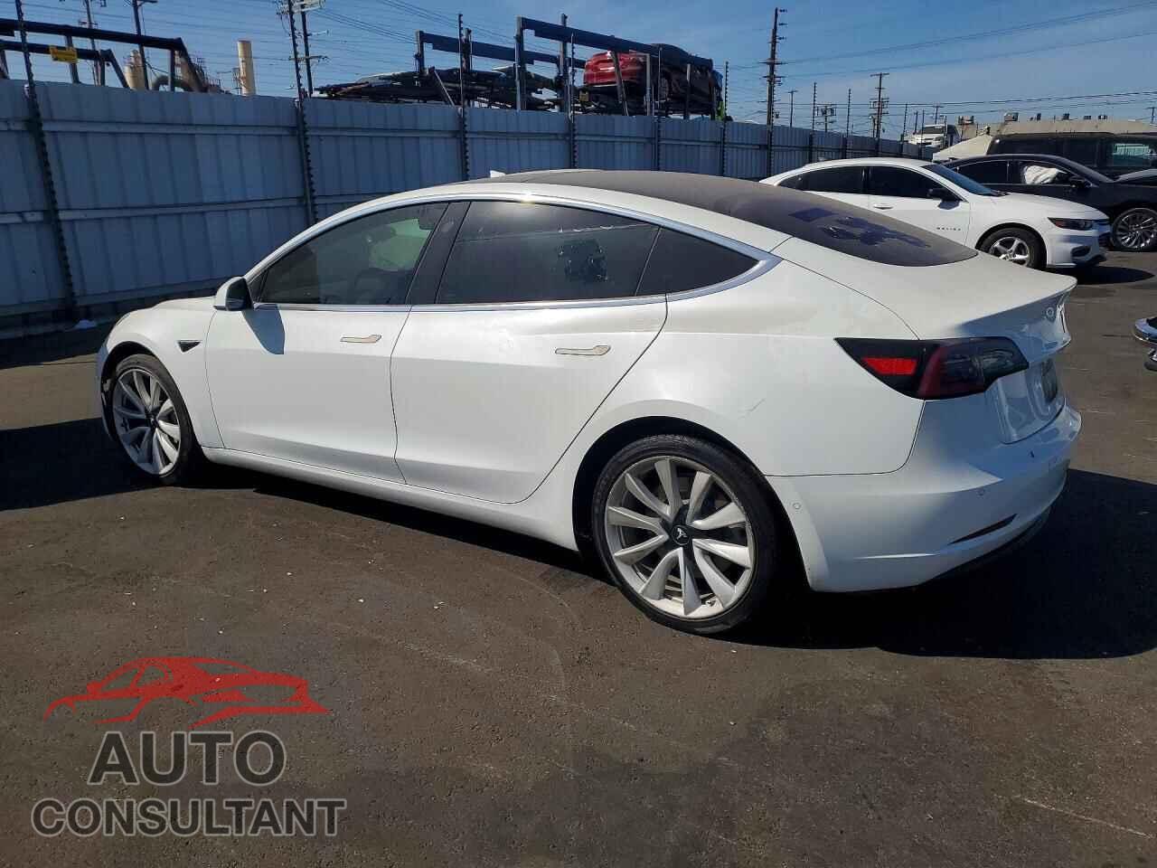 TESLA MODEL 3 2018 - 5YJ3E1EA7JF015829