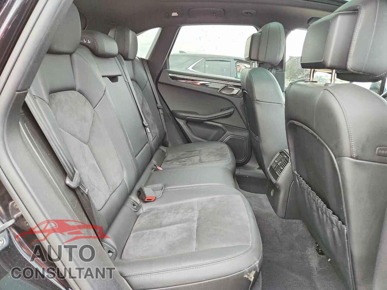 PORSCHE MACAN 2018 - WP1AA2A56JLB11948