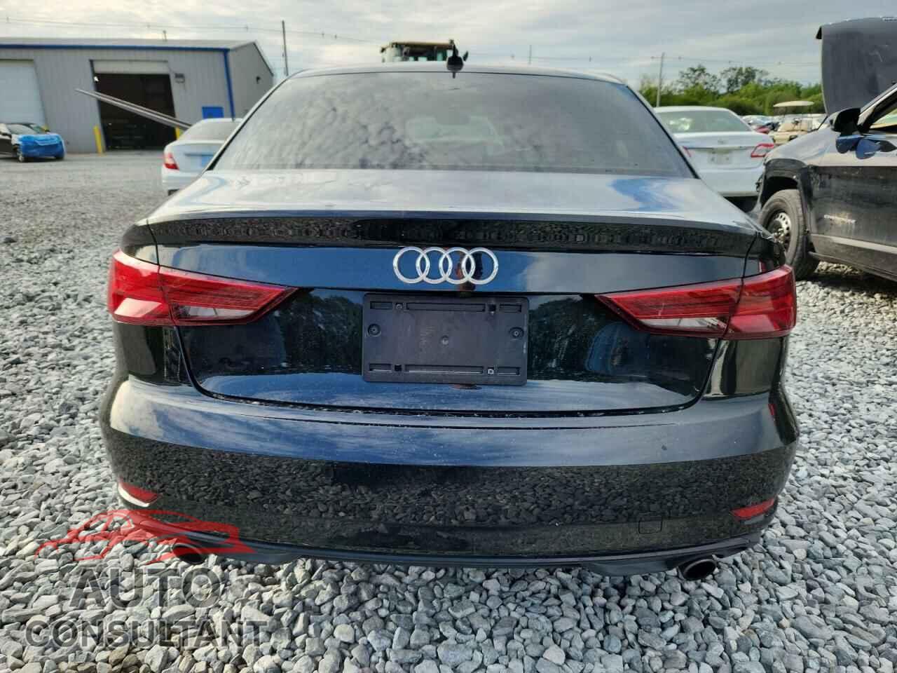 AUDI A3 2017 - WAUB8GFF3H1056748
