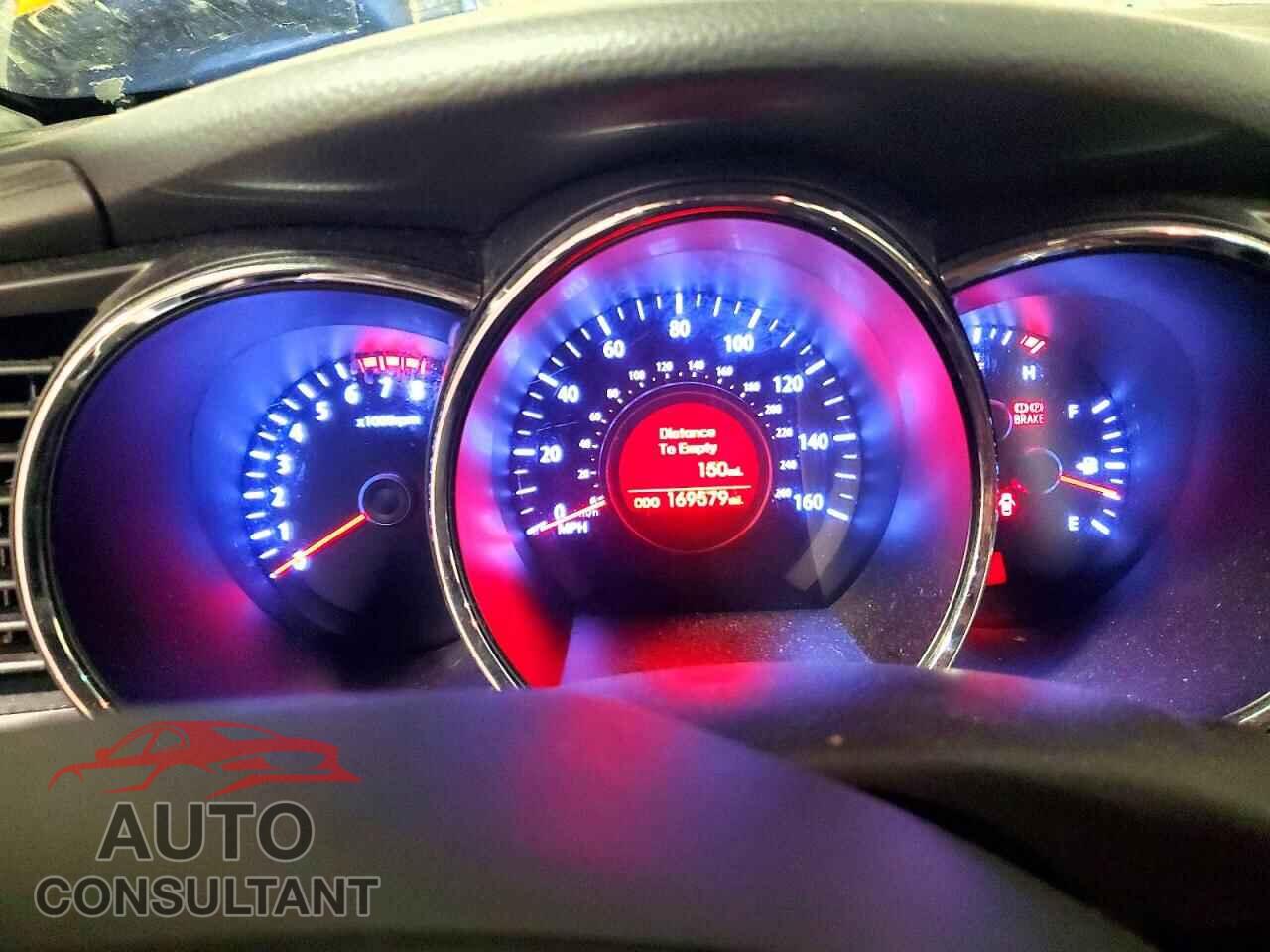 KIA OPTIMA 2011 - KNAGN4A70B5121472