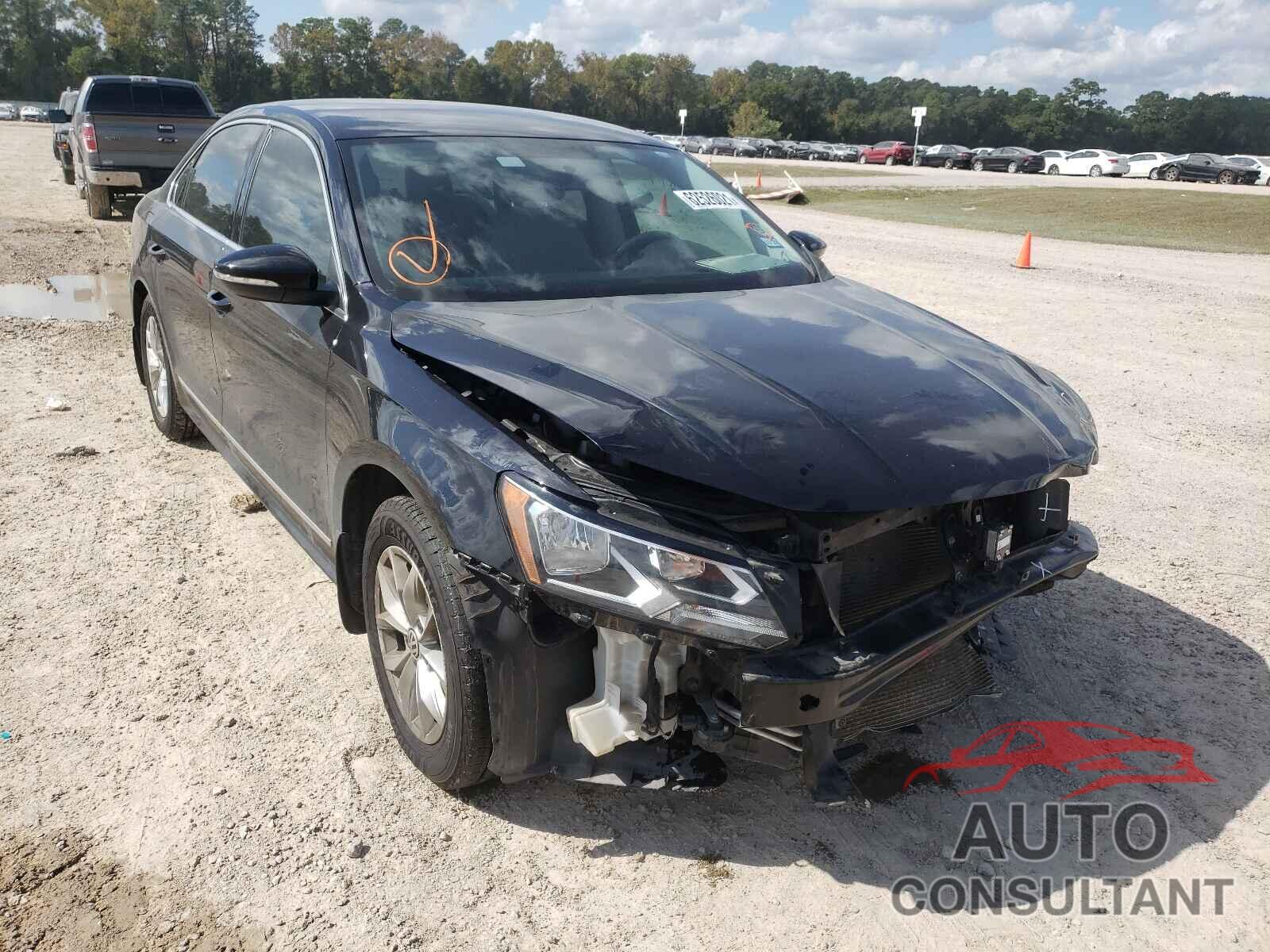 VOLKSWAGEN PASSAT 2017 - 1VWAT7A30HC016235