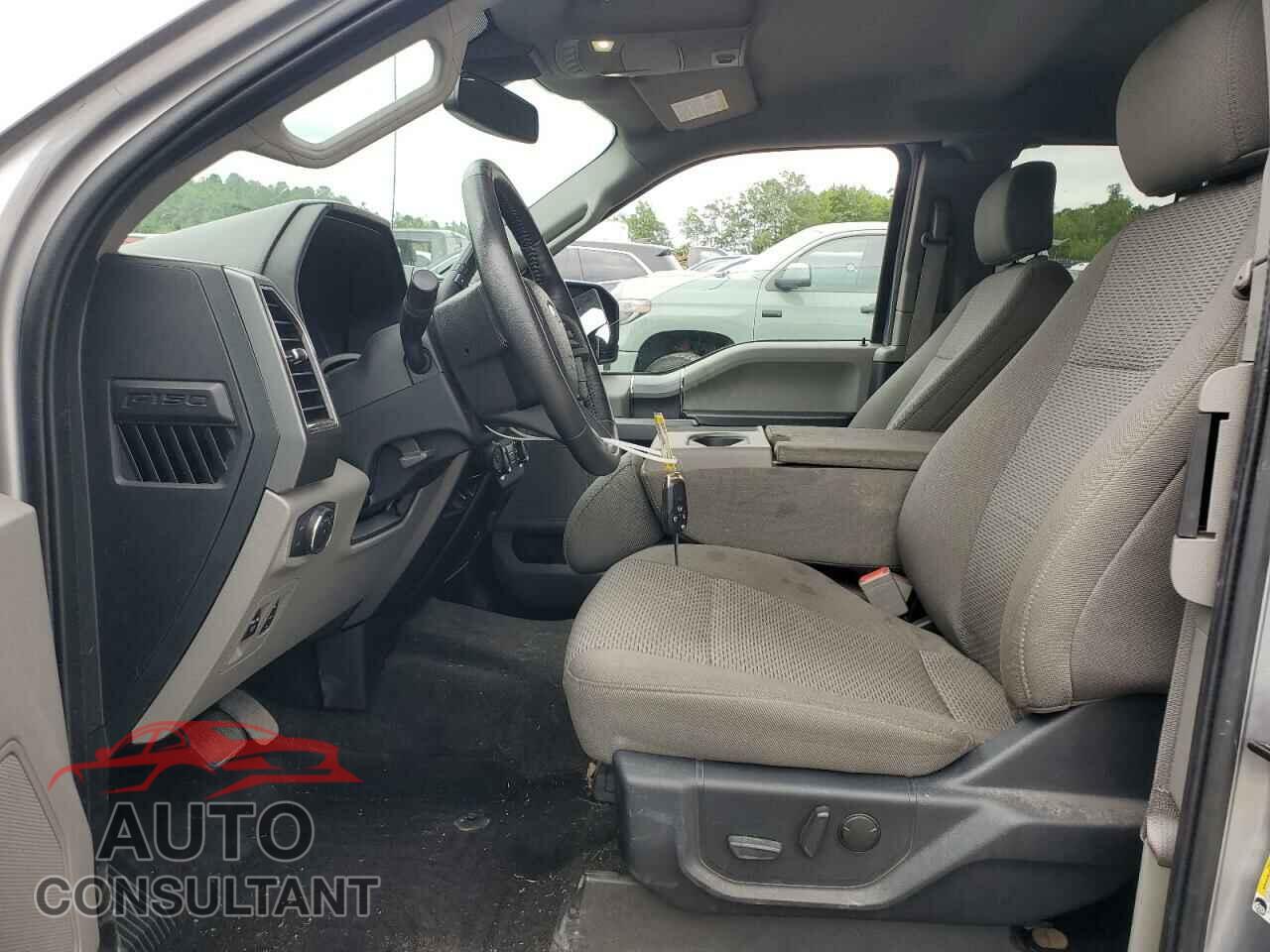 FORD F-150 2020 - 1FTFX1E47LFA86531