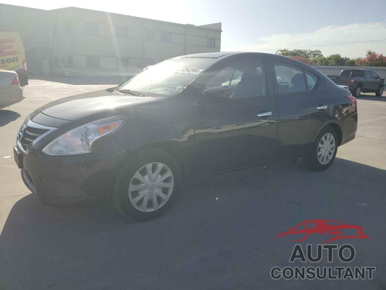 NISSAN VERSA 2017 - 3N1CN7AP0HL860906