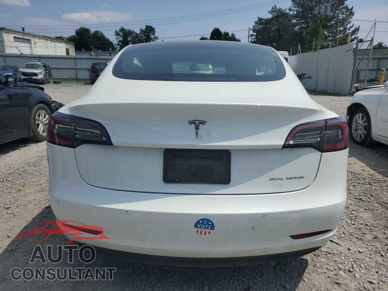 TESLA MODEL 3 2020 - 5YJ3E1EB8LF665720
