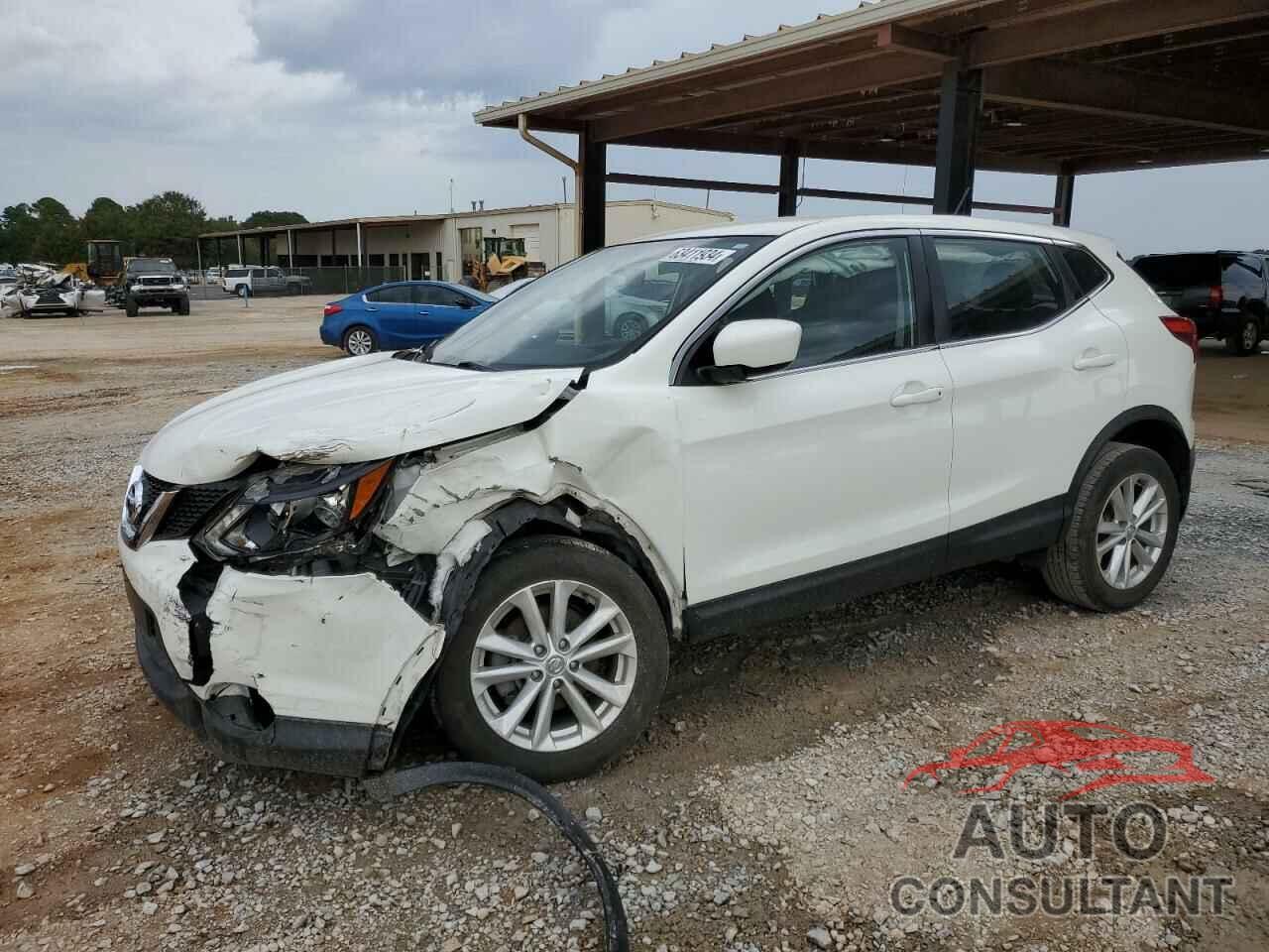 NISSAN ROGUE 2018 - JN1BJ1CP1JW108844