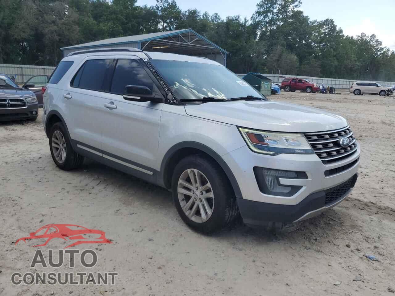 FORD EXPLORER 2017 - 1FM5K7D82HGA32147