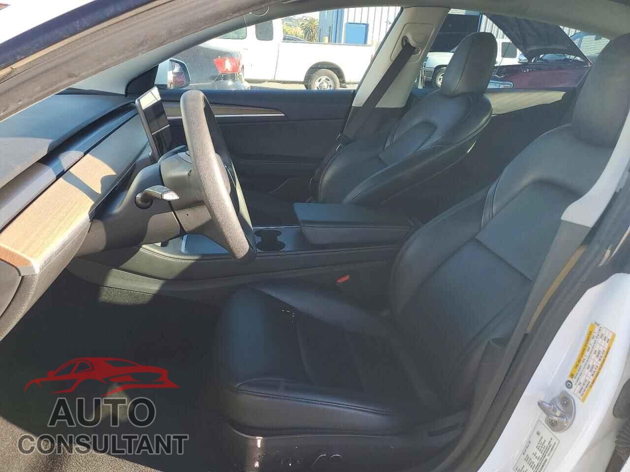 TESLA MODEL 3 2021 - 5YJ3E1EA2MF051643
