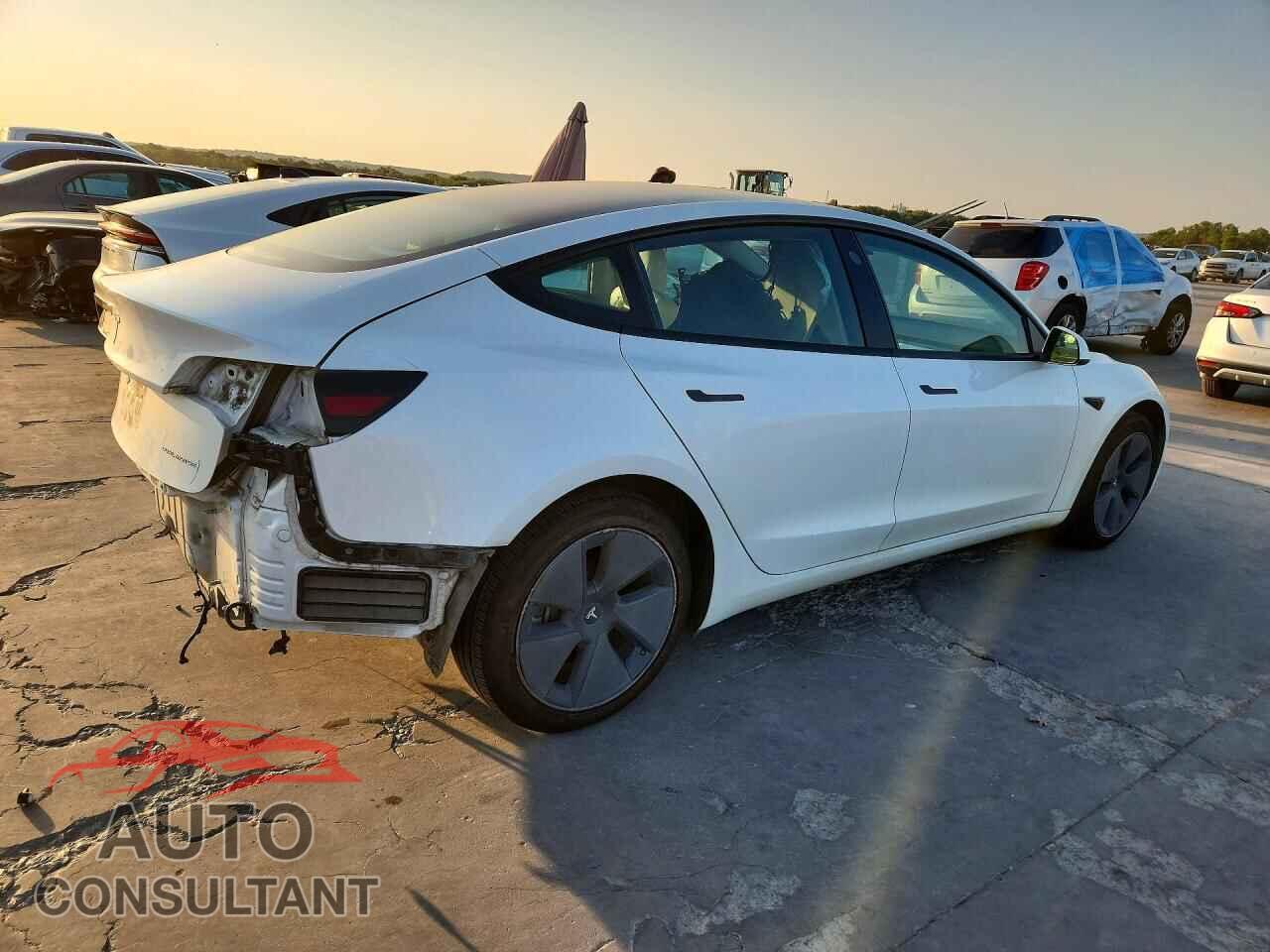 TESLA MODEL 3 2022 - 5YJ3E1EB2NF196725
