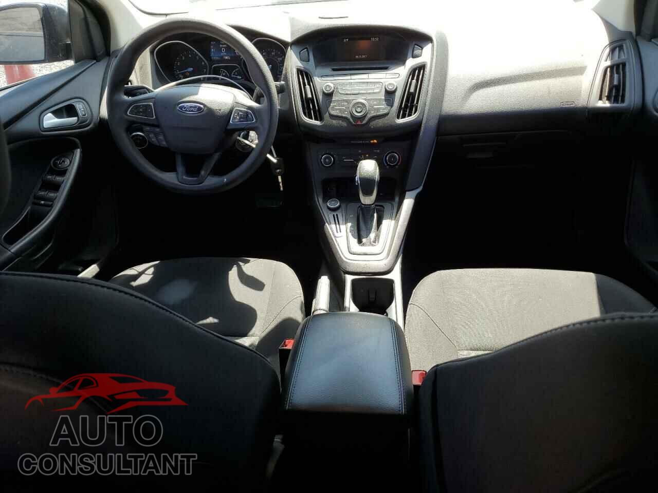 FORD FOCUS 2017 - 1FADP3F2XHL277567