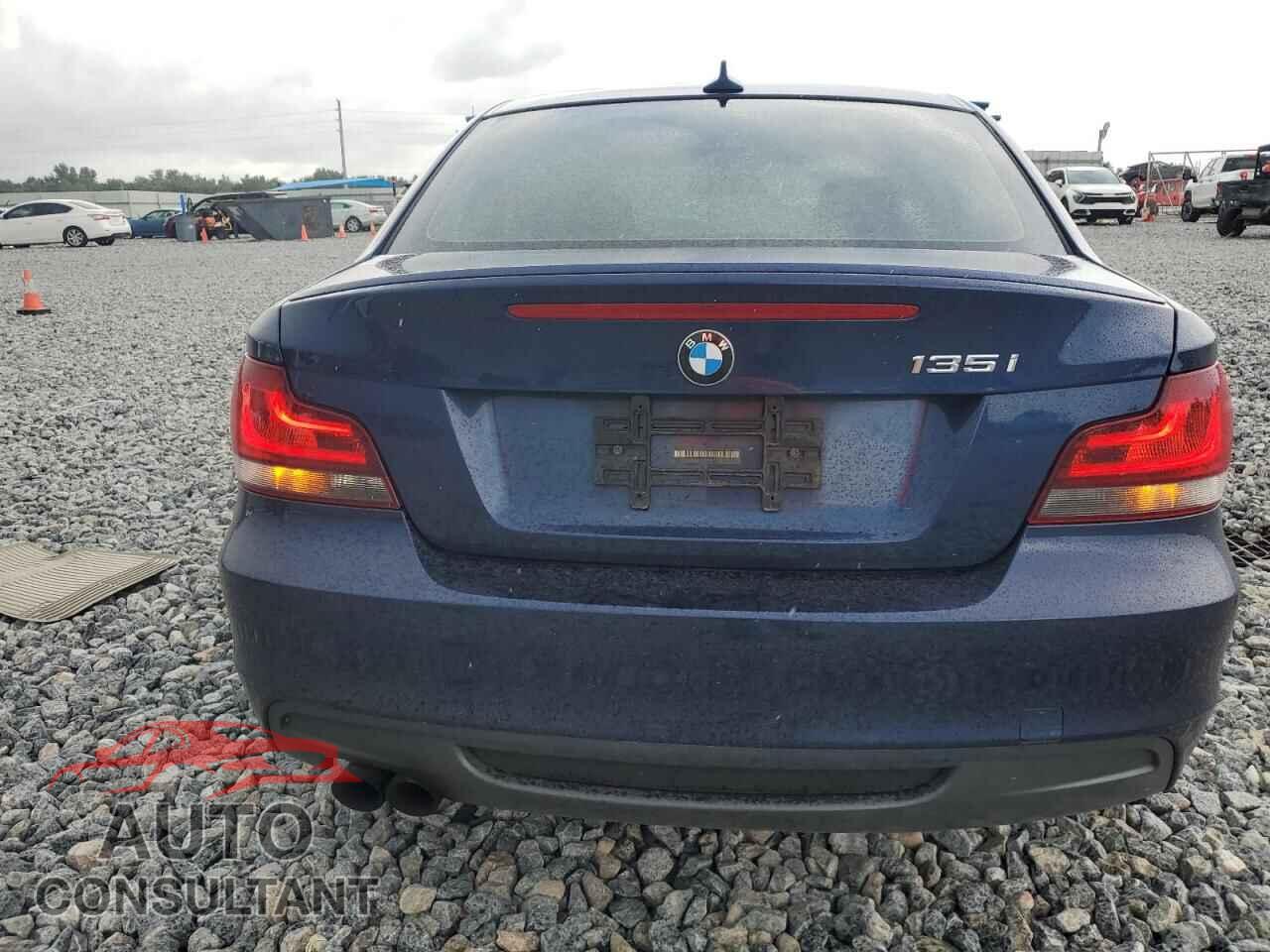 BMW 1 SERIES 2011 - WBAUC9C57BVM11368