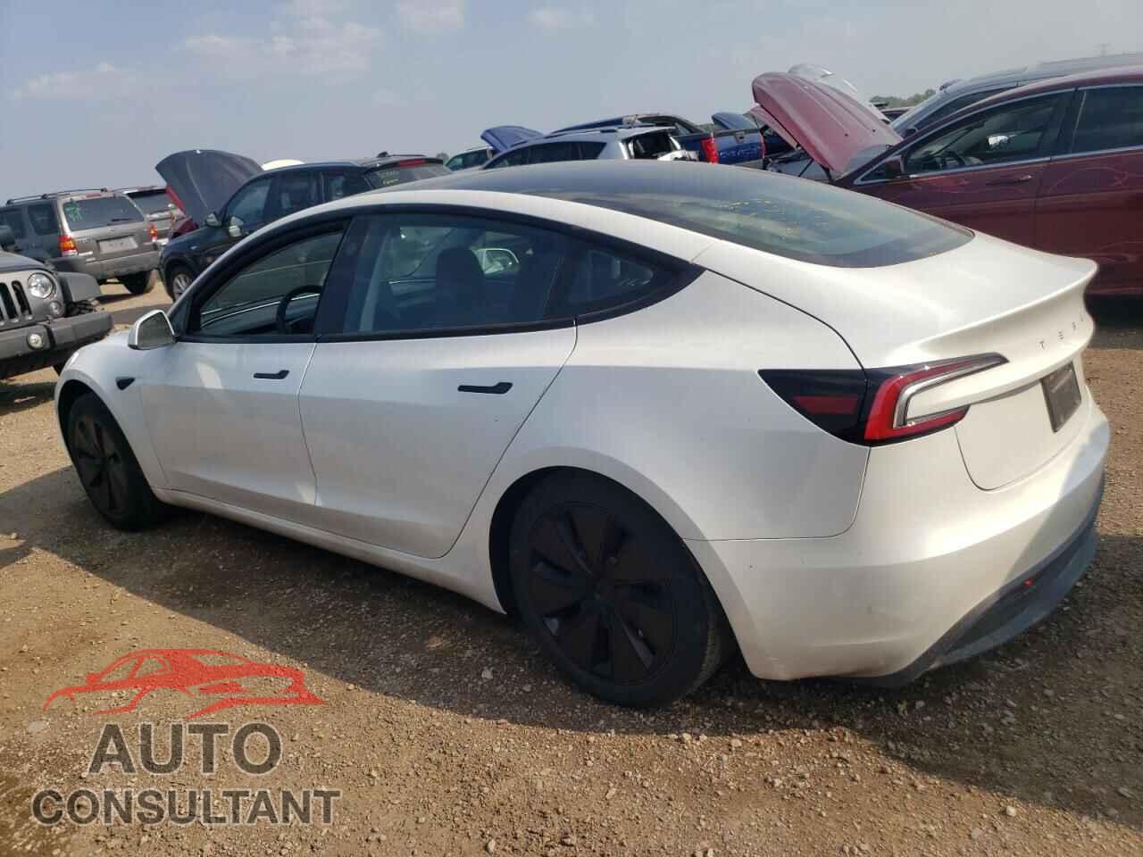TESLA MODEL 3 2024 - 5YJ3E1EA3RF732076