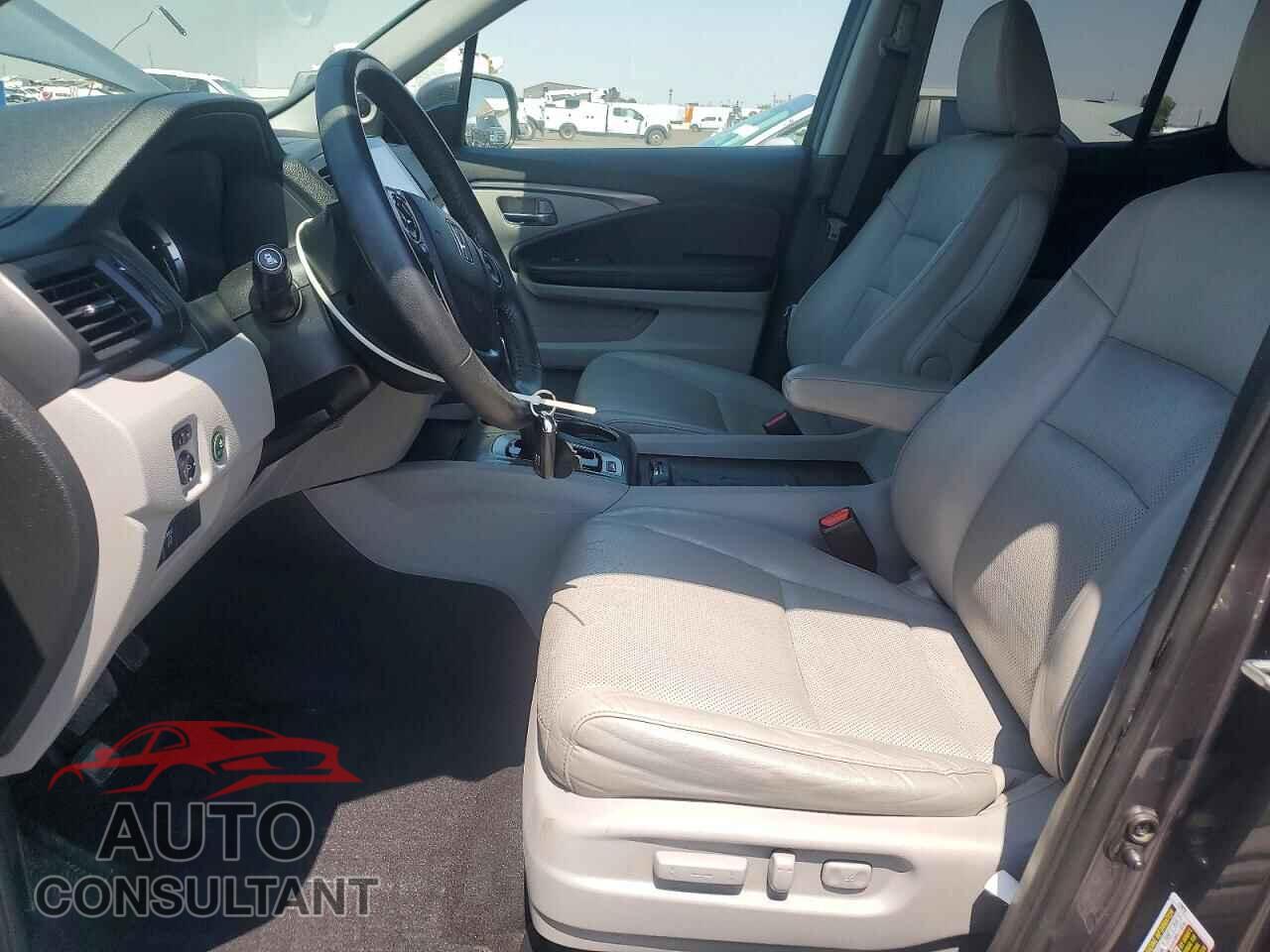 HONDA RIDGELINE 2017 - 5FPYK3F64HB001697