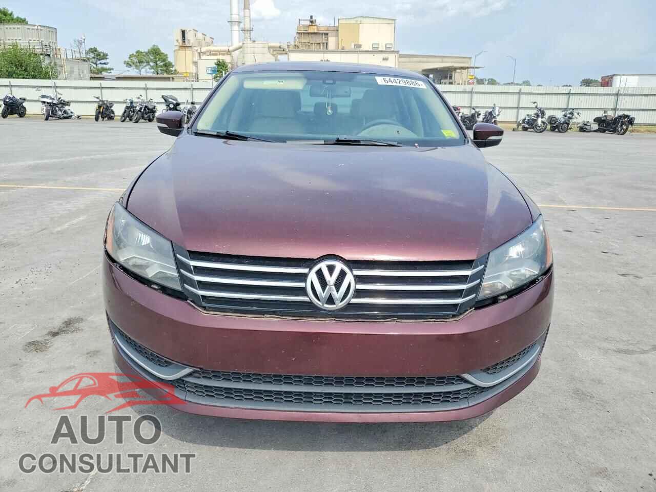VOLKSWAGEN PASSAT 2014 - 1VWBS7A37EC042799