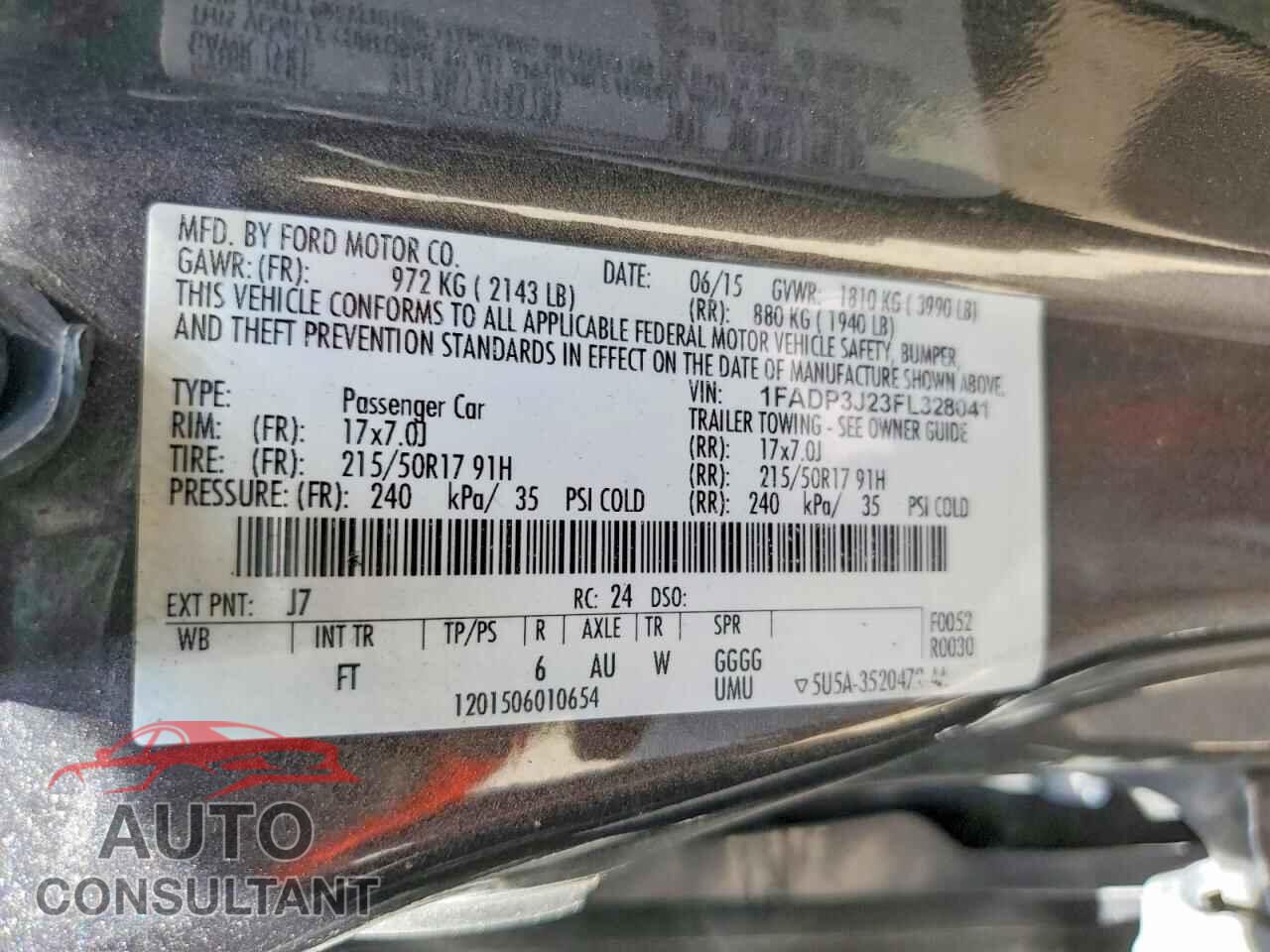 FORD FOCUS 2015 - 1FADP3J23FL328041