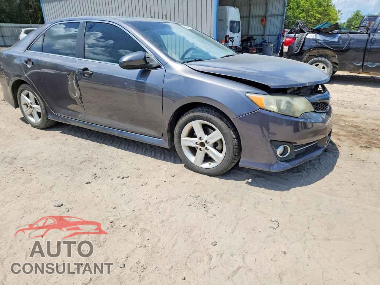 TOYOTA CAMRY 2013 - 4T1BF1FK2DU683030