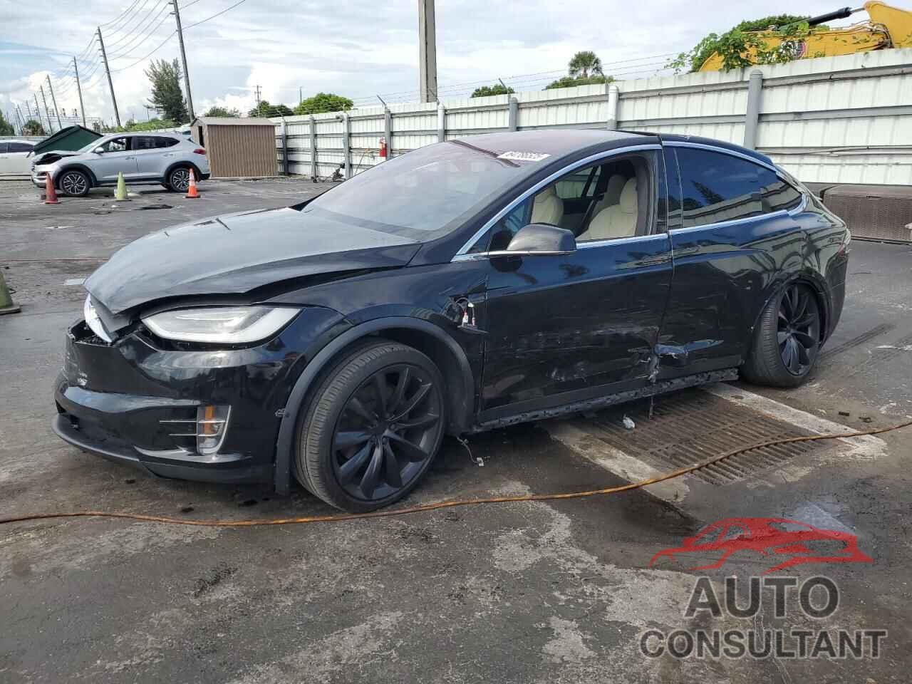TESLA MODEL X 2020 - 5YJXCDE22LF297754
