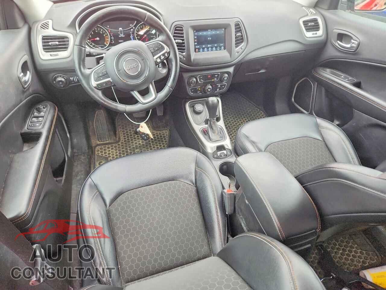 JEEP COMPASS 2017 - 3C4NJDBB9HT692377